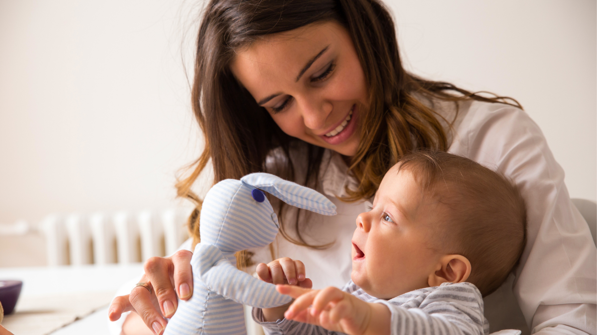 Emzirirken Kendini Yabancı Hissetmek: “Göğüslerim Artık Benim Değil mi?”