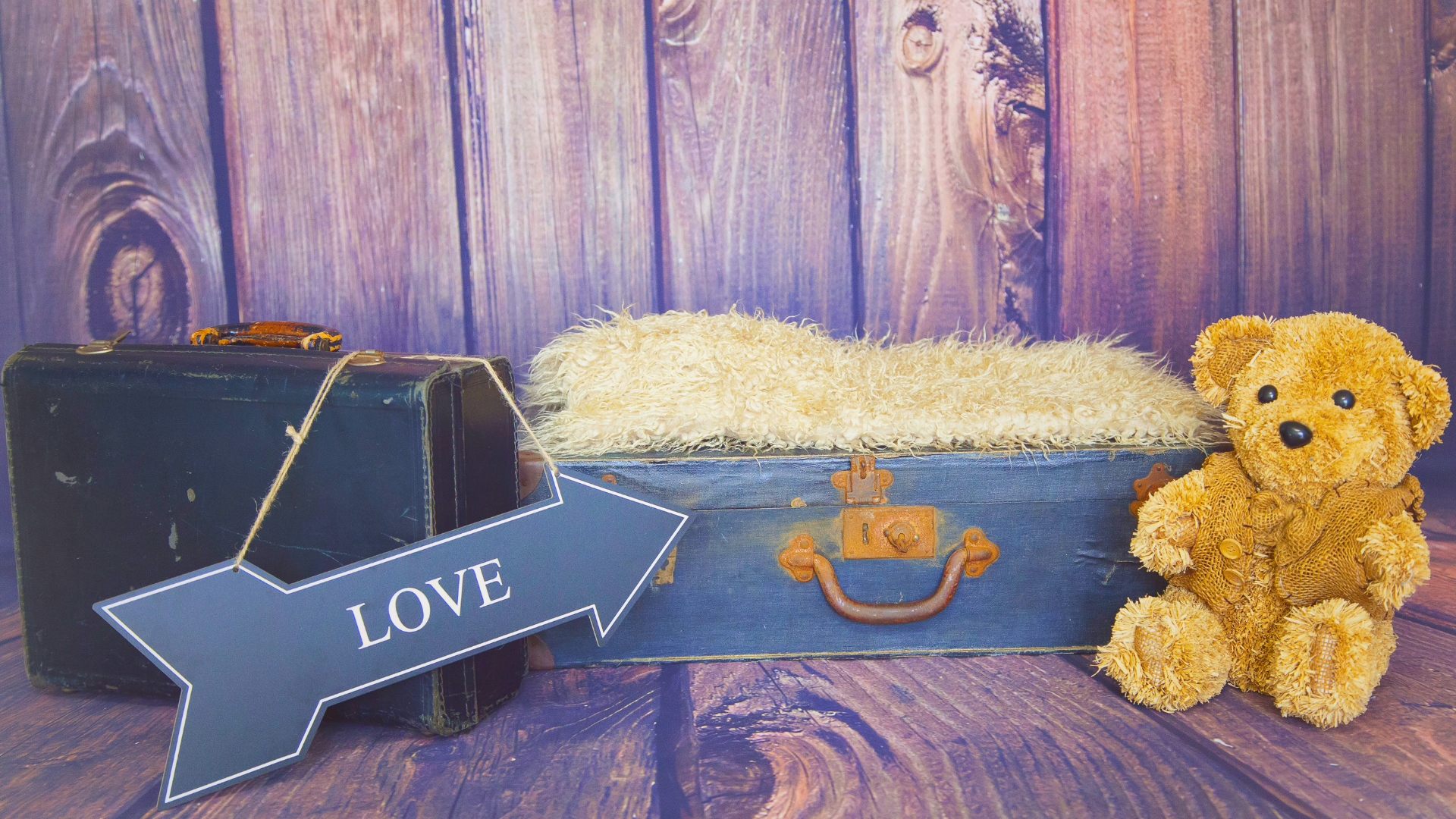 “Bu Dönem Hiç Bitmeyecek” Hissi: Zamanın Neden Bu Kadar Yavaş Aktığı ve Nasıl Dayanılır?